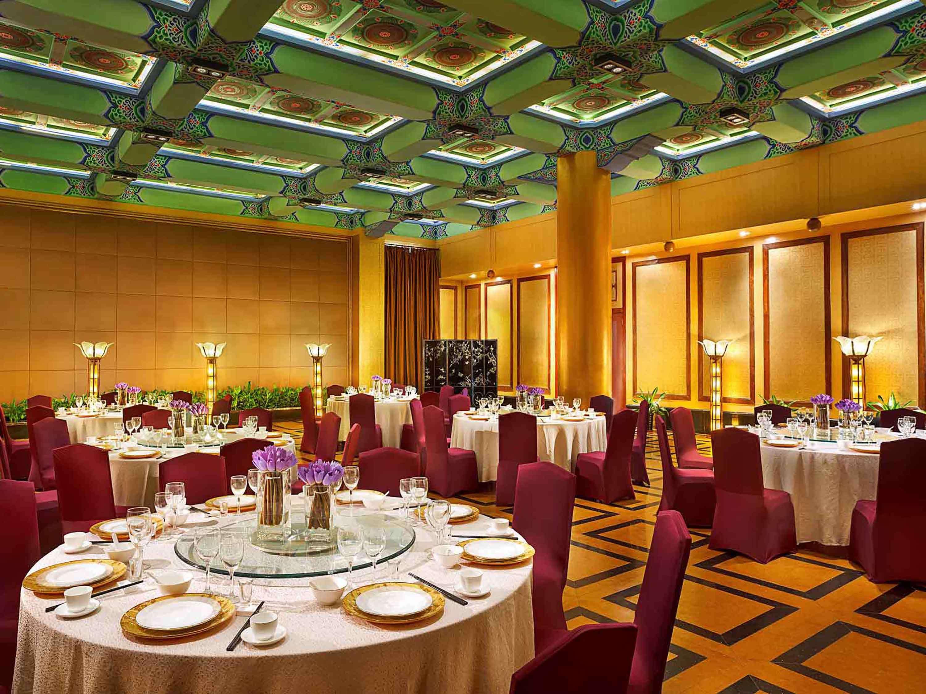 โรงแรมแกรนด์ เมอร์เคียว ออน เรนมิน สแควร์ ซีอาน ภายนอก รูปภาพ