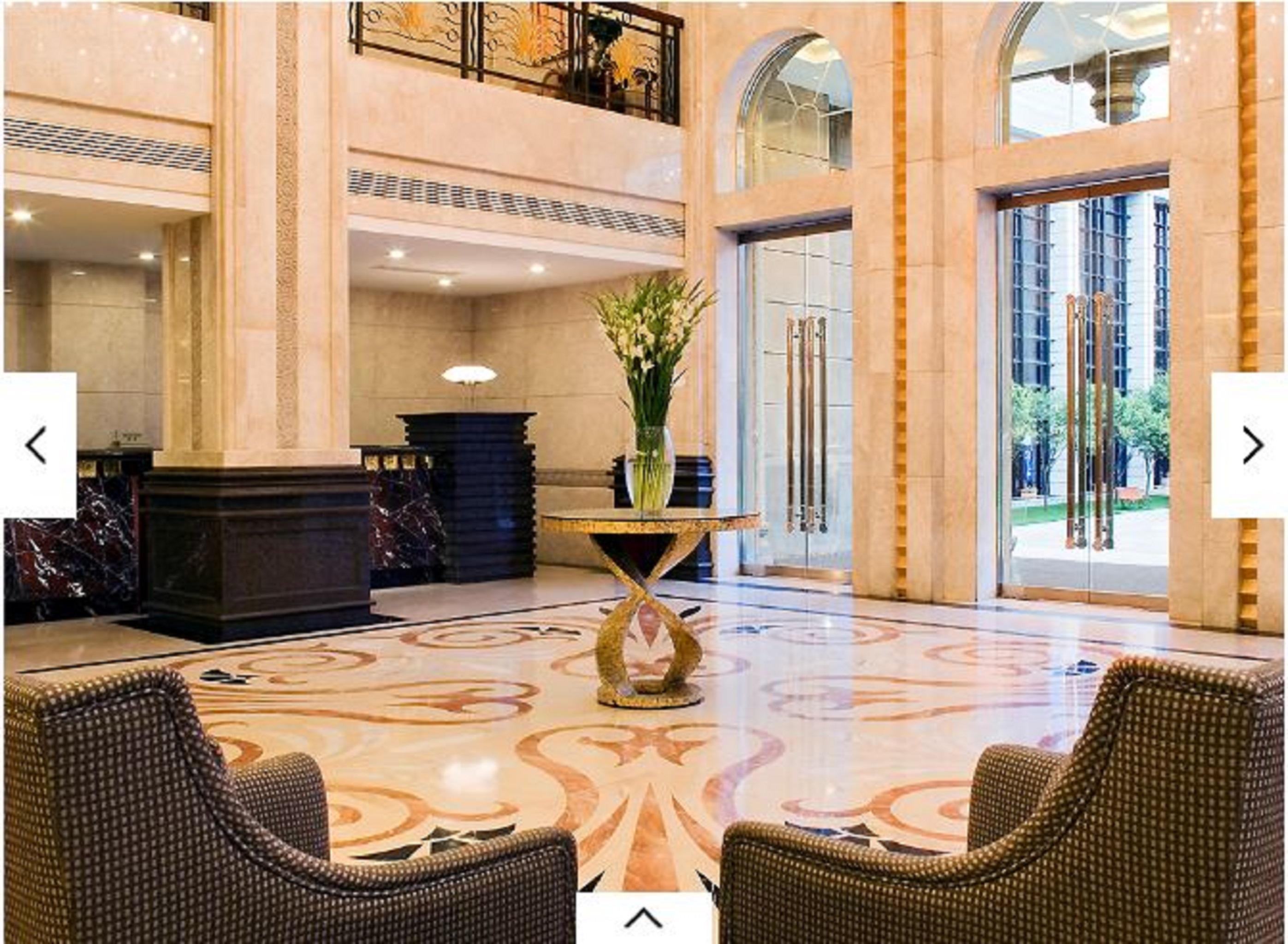 โรงแรมแกรนด์ เมอร์เคียว ออน เรนมิน สแควร์ ซีอาน ภายนอก รูปภาพ